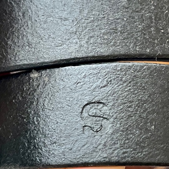 The Limited dark brown leather belt! - Picture 7 of 7